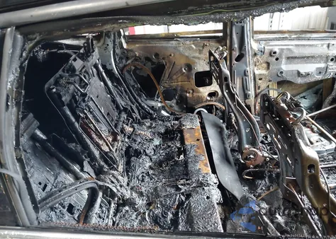 2018 Ford Escape Se из США, поврежденный, VIN 1FMCU9GD5JUC31920